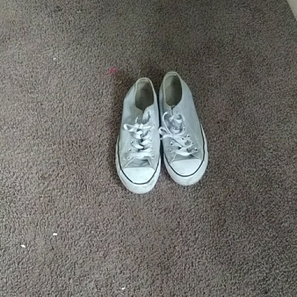 Shoe